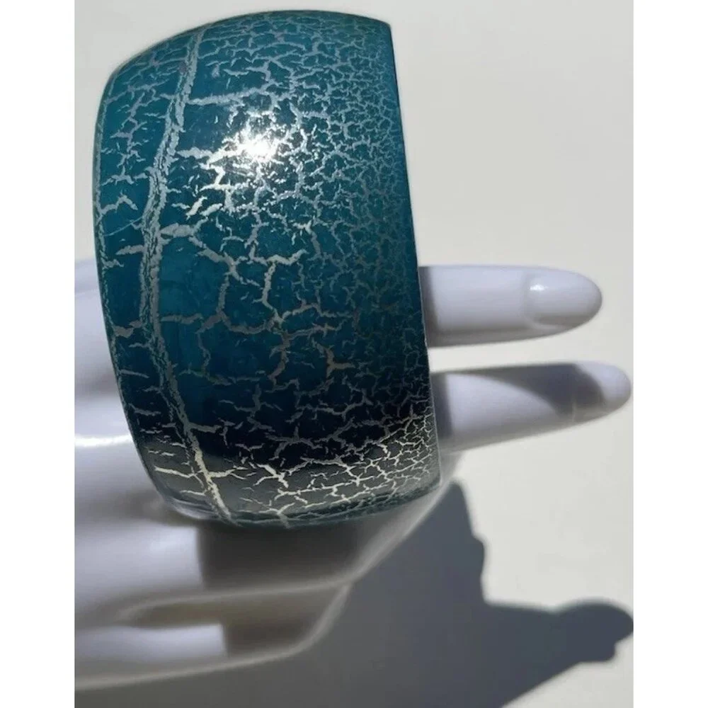 Wide Chunky Cracked Effect Quality Bracelet Bangle cuff bracelet Blue Green Sz 8